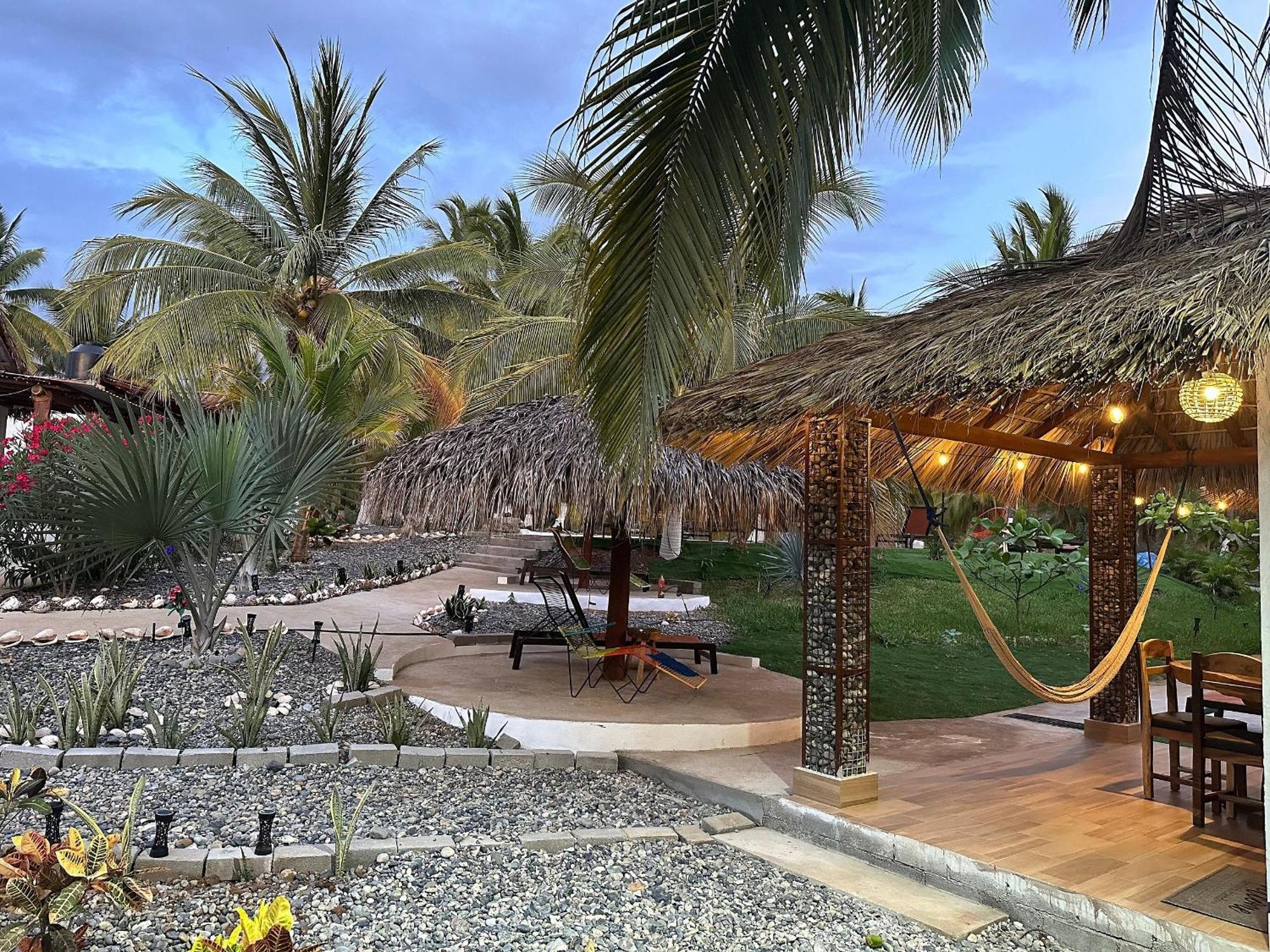 Casa Las Palmas Playa La Saladita Ζιουατανέχο Εξωτερικό φωτογραφία